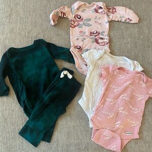 Baby girl clothing bundle -m